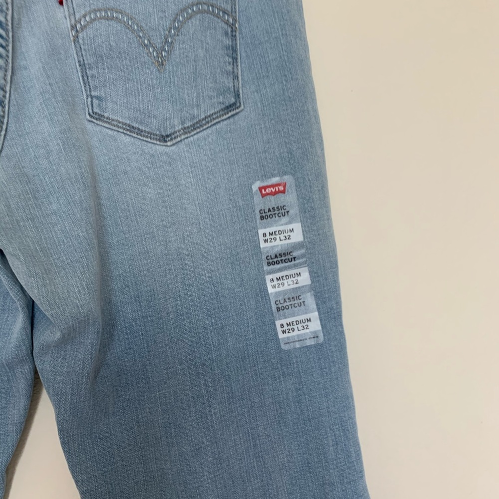 Levi’s Mid Rise Classic Bootcut Jeans - Picture 8 of 13